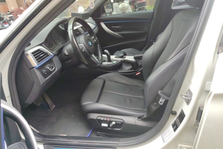 Used BMW 3 Series 2018 320i M Sport Package
