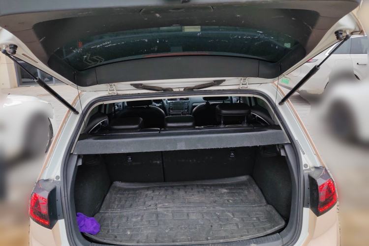 Used Volkswagen Golf 2014 1.4TSI Automatic Luxury Model Trunk