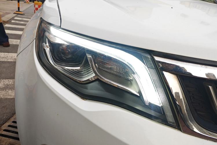 Used Geely Auto Emgrand X7 Sport 2016 1.8TD Manual Smart Edition