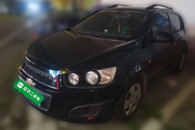 Used Chevrolet Aveo Sonic 2011 Hatchback 1.4L MT SL