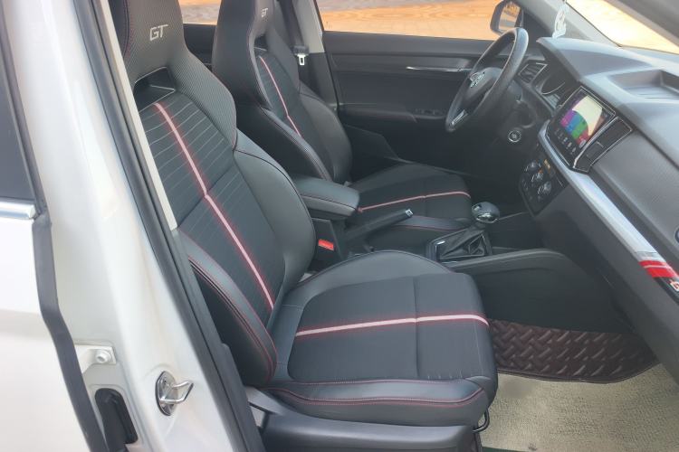 Used Skoda Kamiq 2020 GT 1.5L Automatic Flagship Model China VI Standard Interior 8