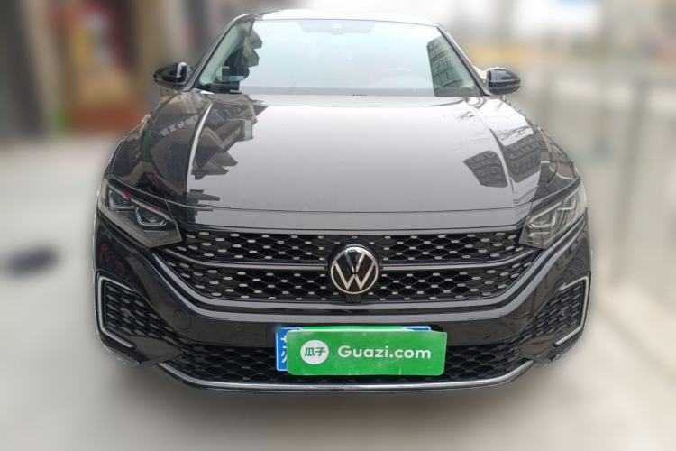 Used Volkswagen Passat 2022 330TSI Starry Luxury Edition