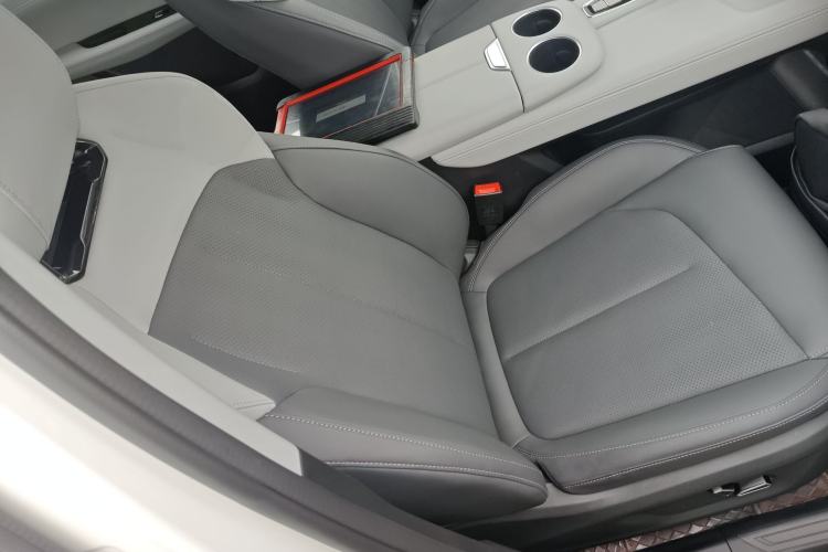 Used CHANGAN UNI-Z 2025 1.5T Premium Edition
