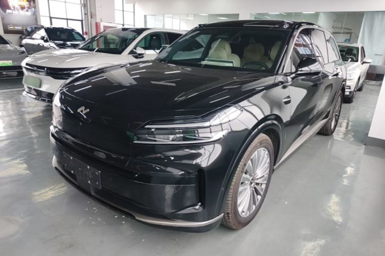 Used ONVO Luxeed L90 2025 Model—Ultra Six-Seater Version