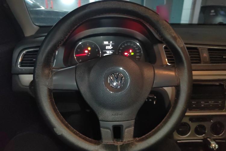 Used Volkswagen Lavida 2013 Restyled Classic 1.6L Automatic Comfort Edition