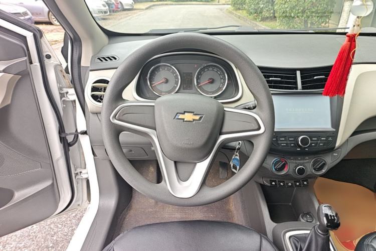 Used Chevrolet Sail 2015 Sail 3 1.5L Manual with Ideal Sunroof Edition
