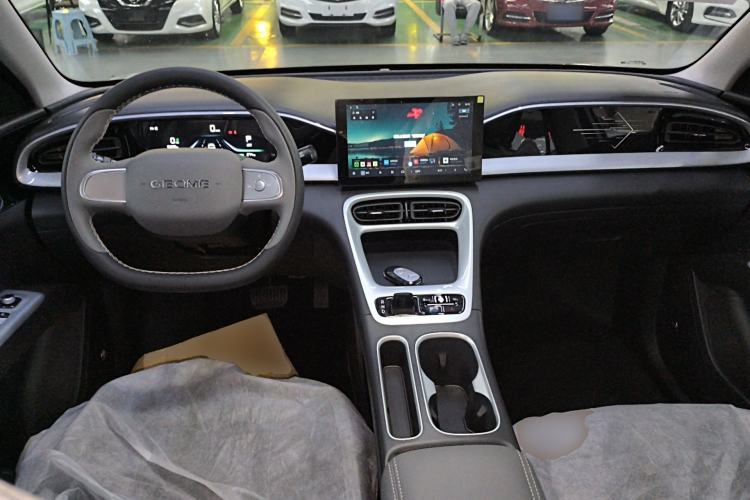 Used Geely Galaxy Geome 2026 Model 310km Youth Edition Center Console
