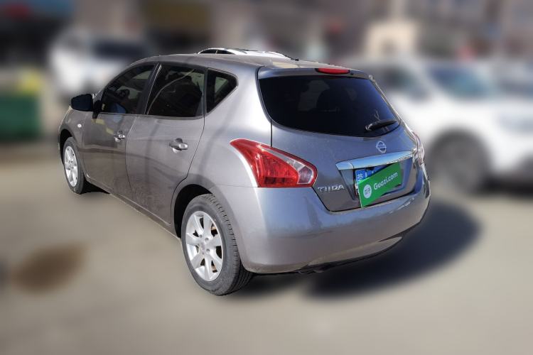 Used Nissan Tiida 2011 1.6L Manual Smart Version
