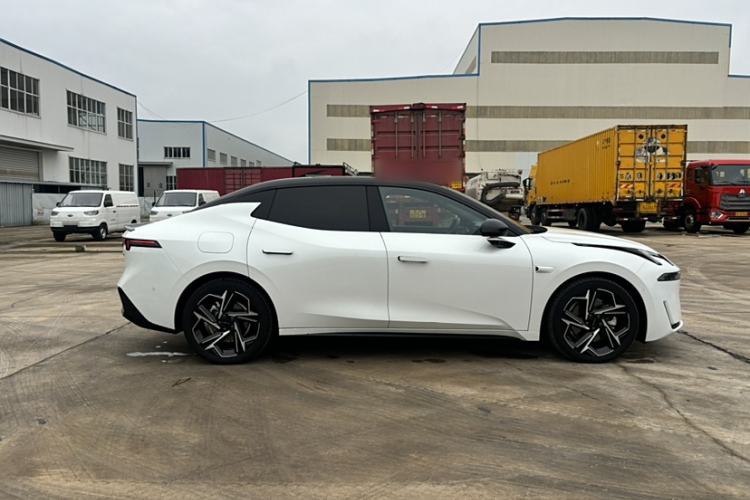 Used Lynk & Co 07 2024 EM-P 126 Long-Range Ultra
