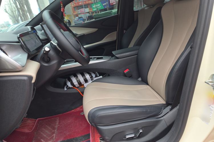 Used BYD Dolphin 2025 Smart Drive Version 420 km Freedom Edition
