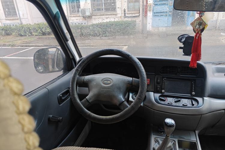 Used Jinbei Hiace 2011 2.0L 5th Generation Kuaiyunwang Standard Version 4G19
