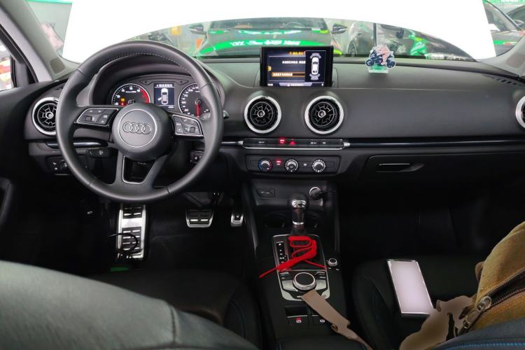 Used Audi A3 2020 Limousine 35 TFSI Fashion Edition China VI Emission Standard