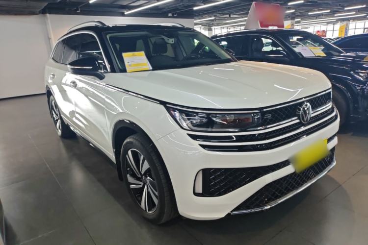 Used Volkswagen Tavendor 2023 380TSI Four-Wheel Drive R-Line Cruise Edition Front Right 45 Deg