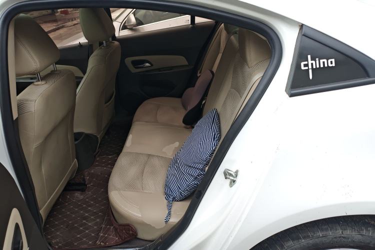 Used Chevrolet Cruze 2015 1.5L Classic SE AT Left Rear Seat