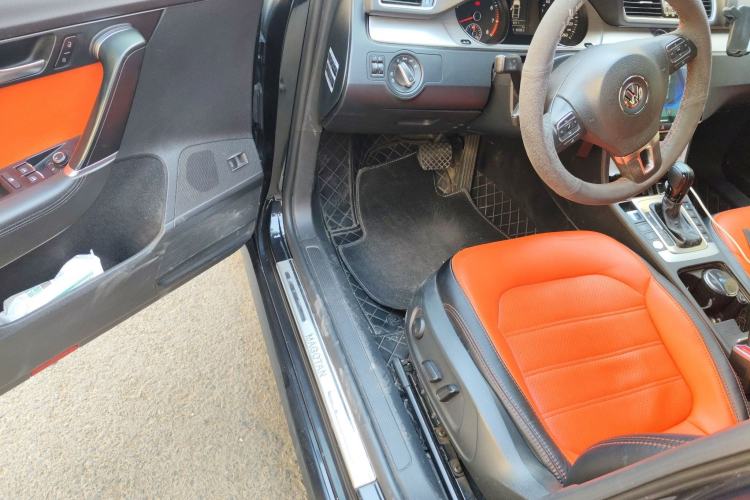 Used Volkswagen Magotan 2015 1.8TSI Advanced Model Driver Seat