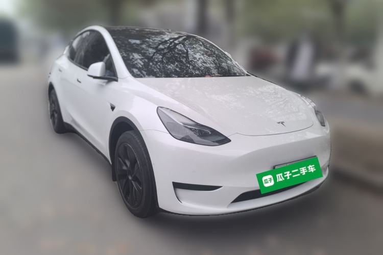 Used Tesla Model Y 2023 Rear-Wheel-Drive Version
