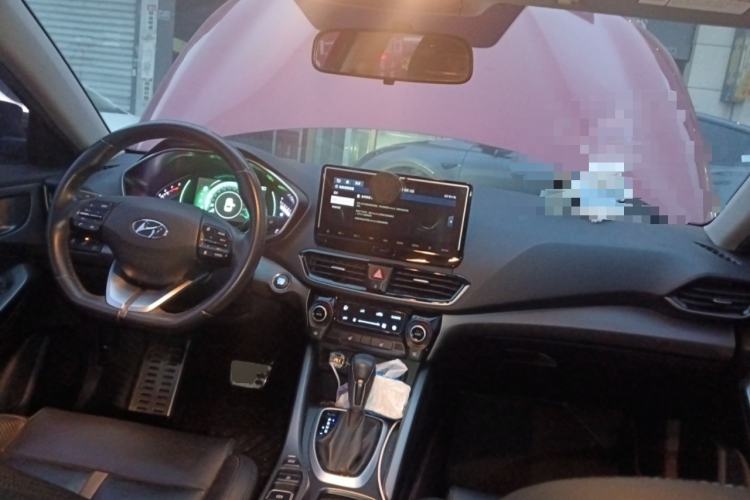 Used Hyundai Lafesta 2019 280TGDi Smart Speed Version China V Standard Center Console