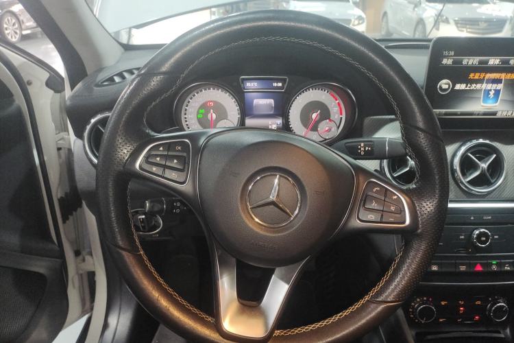 Used Mercedes-Benz GLA 2016 GLA 220 4MATIC Fashion Edition
