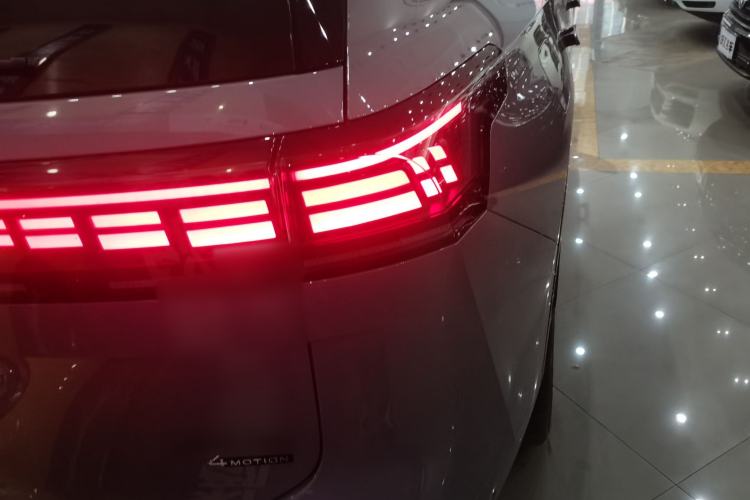 Used Volkswagen Teramont 2025 Tiguan Pro 450TSI Four-Wheel Drive Summit Edition
