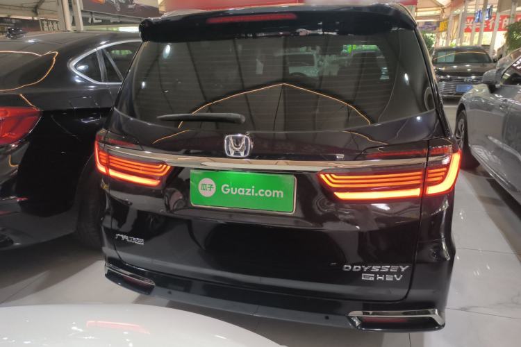 Used Honda Odyssey 2024 2.0L eHEV Sharp & Smart Edition