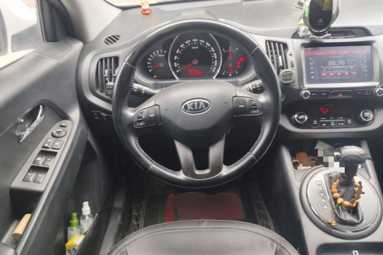 Used Kia Sportage R 2014 2.0L Automatic Two-Wheel Drive GLS Trim
