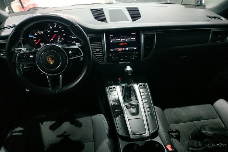 Used Porsche Macan 2016 Macan 2.0T
