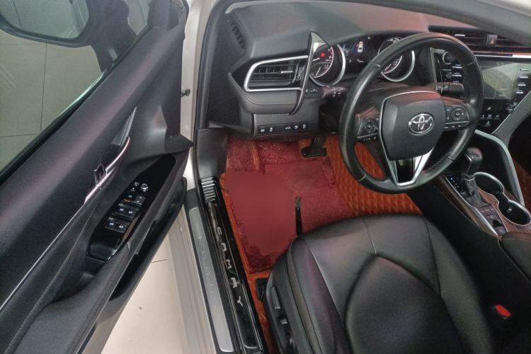 Used Toyota Camry 2018 2.5G Luxury Edition Driver Seat
