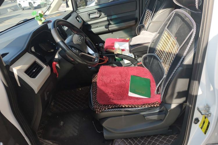 Used Wuling Hongguang PLUS 2019 1.5T Manual Comfort Version 7 Seats
