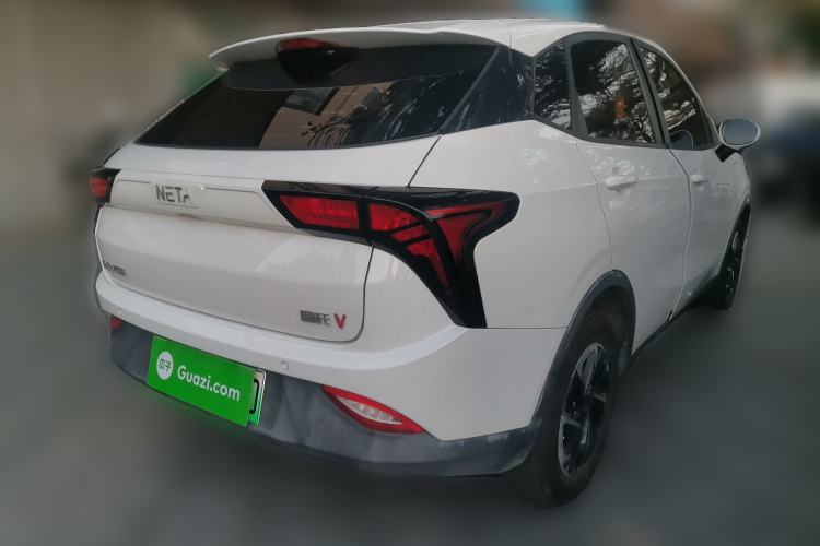 Used NETA V 2021 Long-Range Entertainment Edition Upgrade Model Rear Right 45 Deg