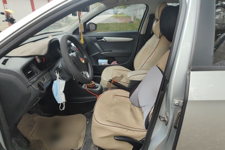 Used Volkswagen Lavida 2013 Revised Classic 1.6L Automatic Fashion Edition Left Front Seat