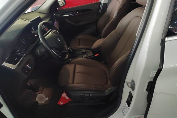 Used BMW X1 2020 sDrive20Li Fashion Model Left Front Seat