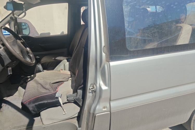 Used FORTHING Lingzhi 2015 M3 1.6L 7-Seater Comfort Model