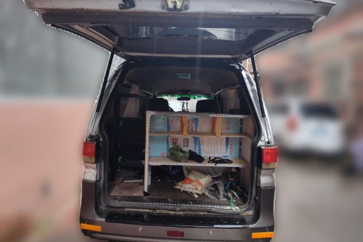 Used FORTHING Lingzhi 2013 M5 Q3 2.0L 7-seat Long-wheelbase Luxury Model