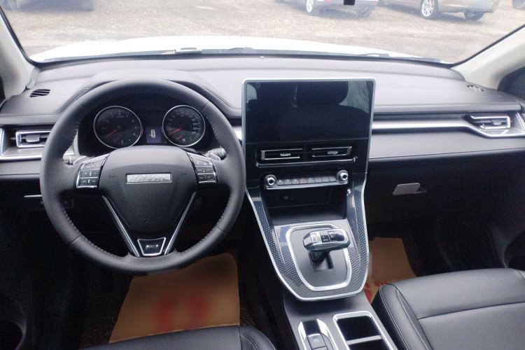 Used Haval M6 2021 PLUS 1.5T DCT Luxury Smart Connectivity Model
