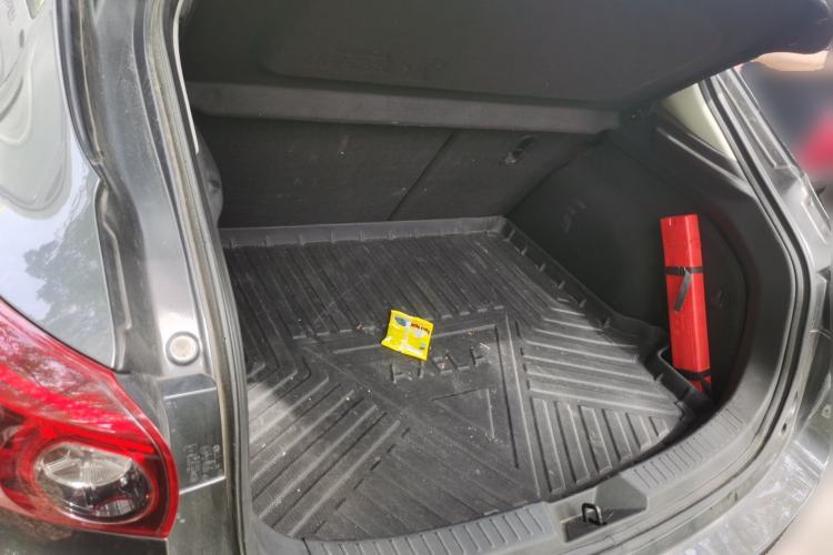 Used Mazda 3 Axela 2017 Hatchback 2.0L Automatic Luxury Model Emission Standard China V