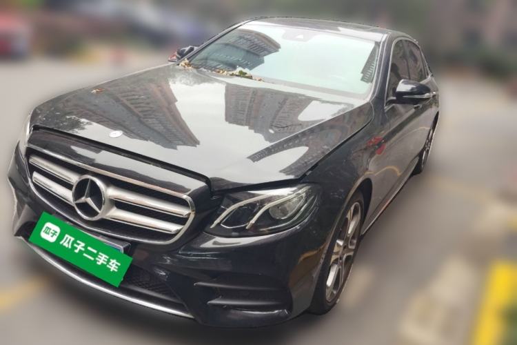 Used Mercedes-Benz E-Class 2016 E 300 L Sporty and Stylish Model