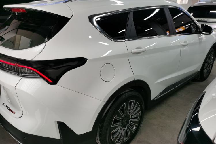 Used JETOUR X70 PLUS 2025 1.5T ZhiZhen Pailong Edition 7-Seater
