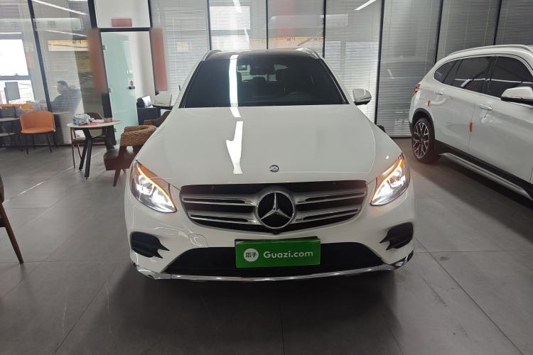 Used Mercedes-Benz GLC 2017 GLC 260 4MATIC Luxury Model Front
