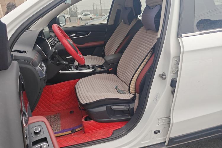 Used Bestune T33 2019 1.6L Manual Luxury Version China V