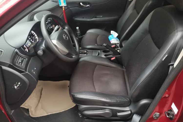 Used Nissan Tiida 2011 1.6L CVT Smart Version
