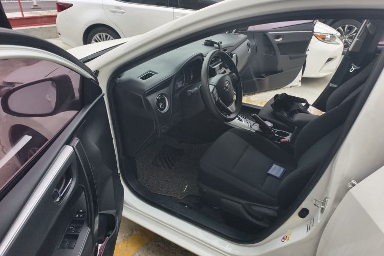 Used Toyota Corolla 2017 Revised Version 1.2T S-CVT GL