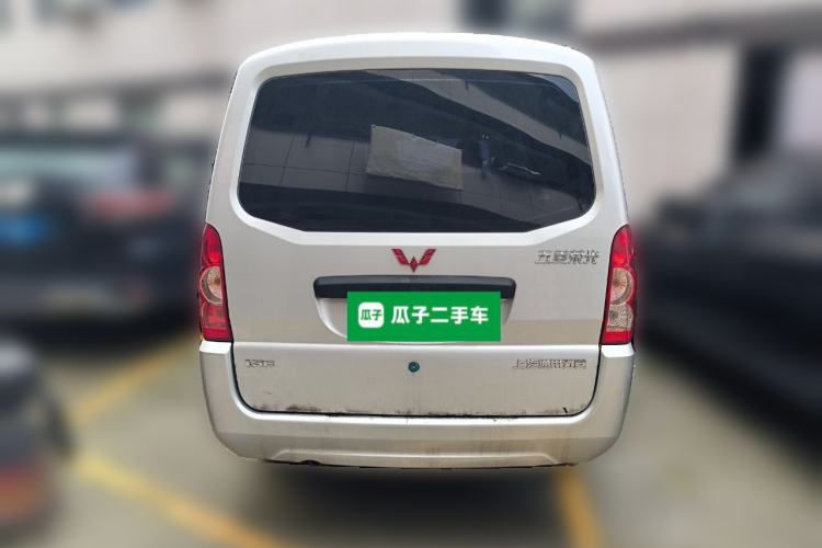 Used Wuling Rongguang S 2023 1.5L Base Version 5/7 Seats Rear