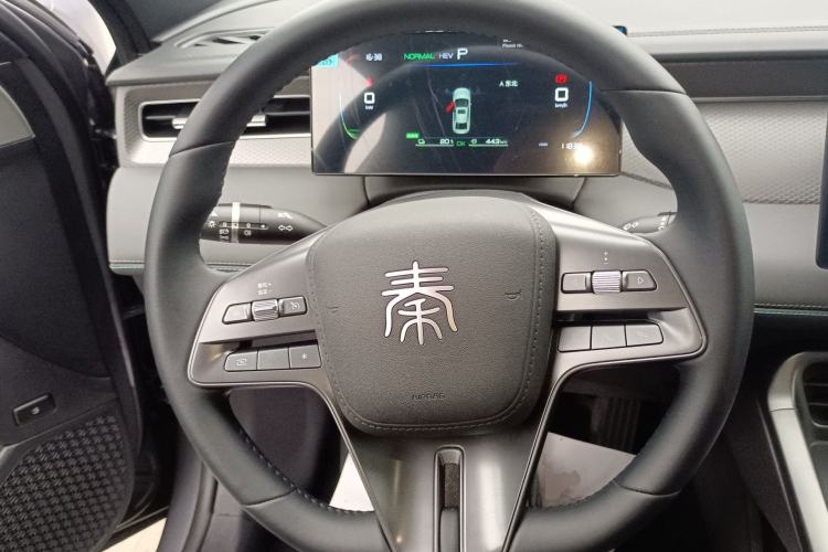 Used BYD Qin PLUS 2025 DM-i Smart Drive 55KM Leading Model
