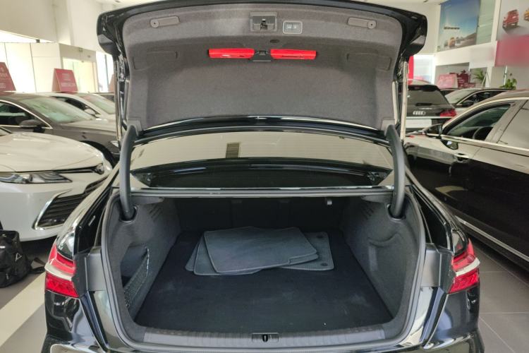 Used Audi A6L 2024 45 TFSI quattro Prestige Dynamic Edition
