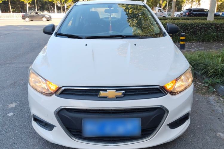 Used Chevrolet Aveo Sonic 2014 Sedan 1.4 SL MT Comfort Edition