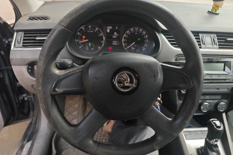 Used Skoda Octavia 2015 1.6L Automatic Yijie Edition