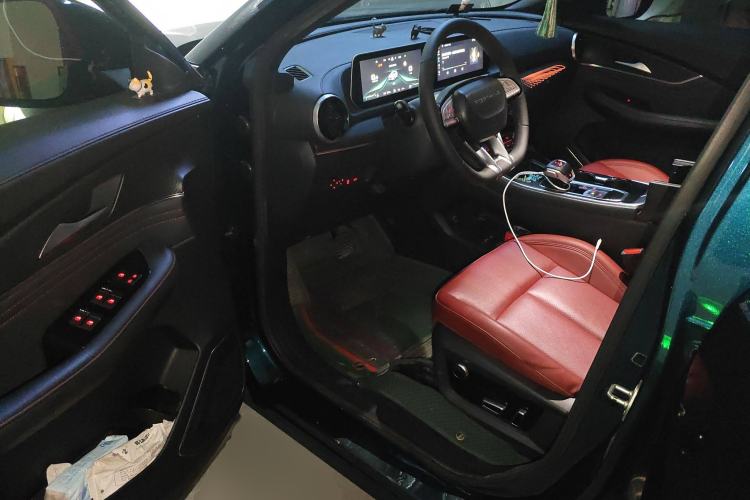 Used FORTHING T5 EVO 2021 1.5TD DCT Starry Edition Driver Seat