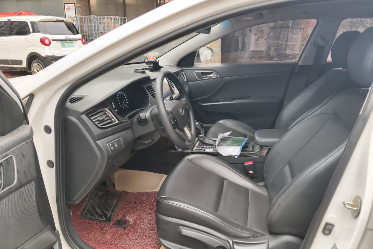 Used Hyundai Mistra 2016 1.8L Automatic Smart GLS Driver Seat