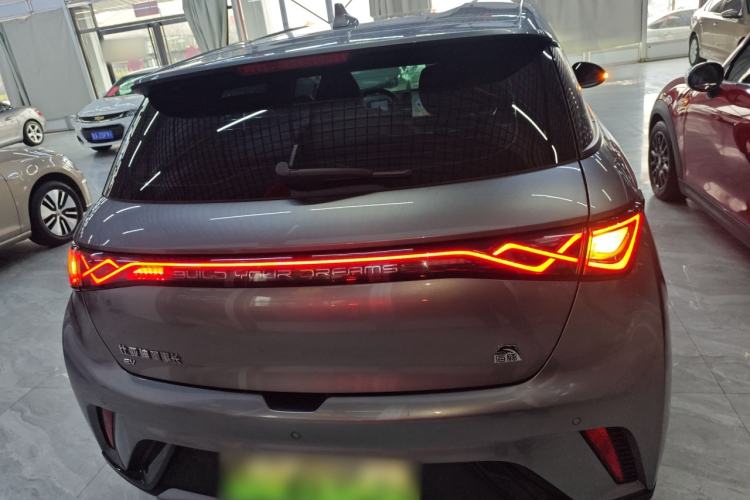 Used BYD Dolphin 2023 420 km Free Version
