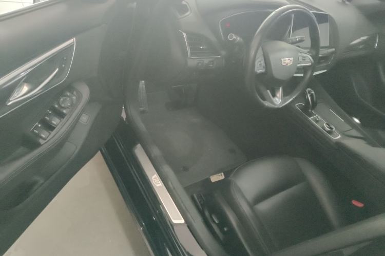 Used Cadillac CT5 2020 28T Fashion Edition Driver Seat